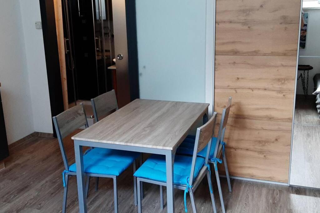Einzimmerwohnung Am Lechweg Wängle Exterior foto
